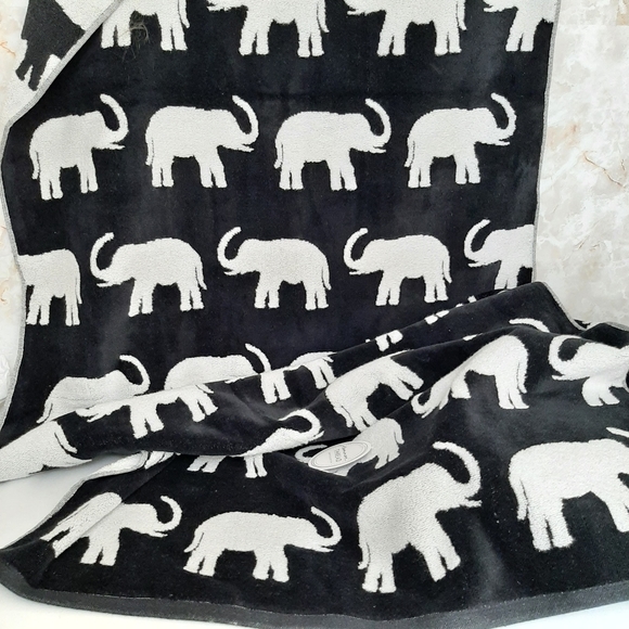 Common Thread Decorative Elephant Bath Towel Hand Towel Set - Picture 5 of 15